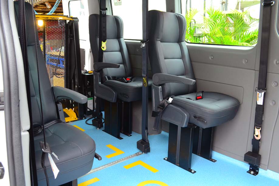 Renault Master, renault, master, acessível, Acessível, transporte sanitátio, sanitário, 4 cadeirantes, cadeirantes